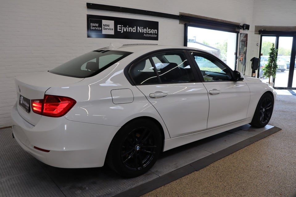 BMW 320d 2,0  4d