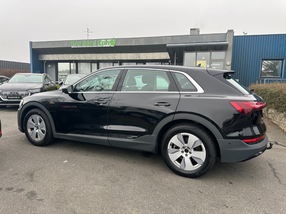 Audi e-tron 50 quattro 5d