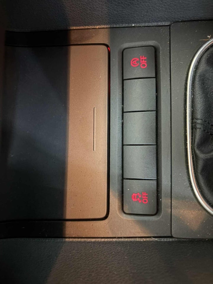 VW Golf VI 1,6 TDi 105 BlueMotion 5d