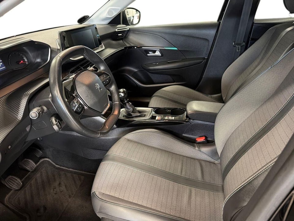 Peugeot 208 1,2 PureTech 100 Evolution 5d