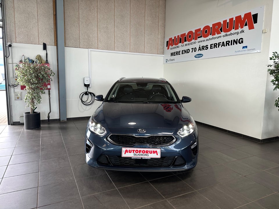 Kia Ceed 1,5 T-GDi mHEV Comfort Upgrade DCT 5d
