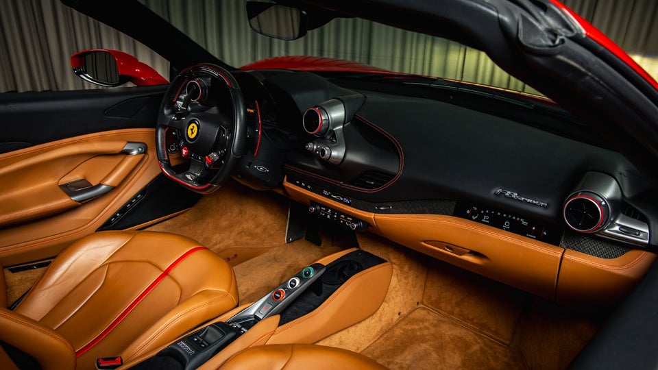 Ferrari F8 Spider 3,9 DCT 2d