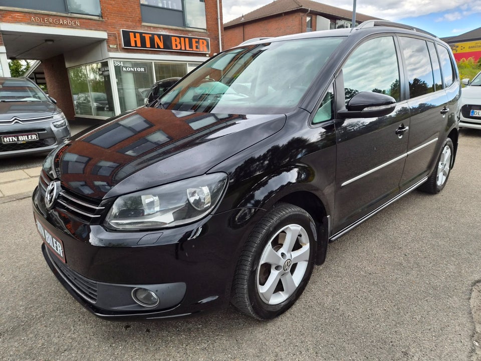VW Touran 2,0 TDi 140 Comfortline DSG BMT 7prs 5d