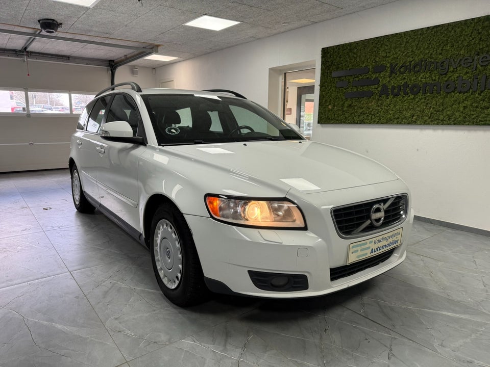 Volvo V50 1,6 D2 115 Kinetic 5d