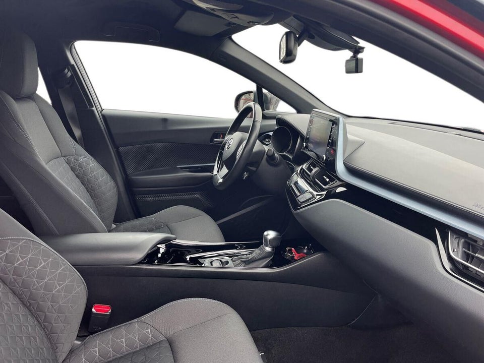 Toyota C-HR 1,8 Hybrid C-LUB Premium CVT 5d