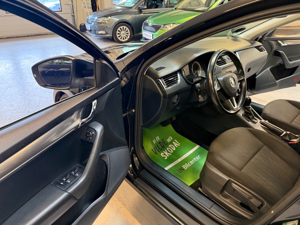 Skoda Octavia 2,0 TSi 190 Business Line Combi DSG 5d