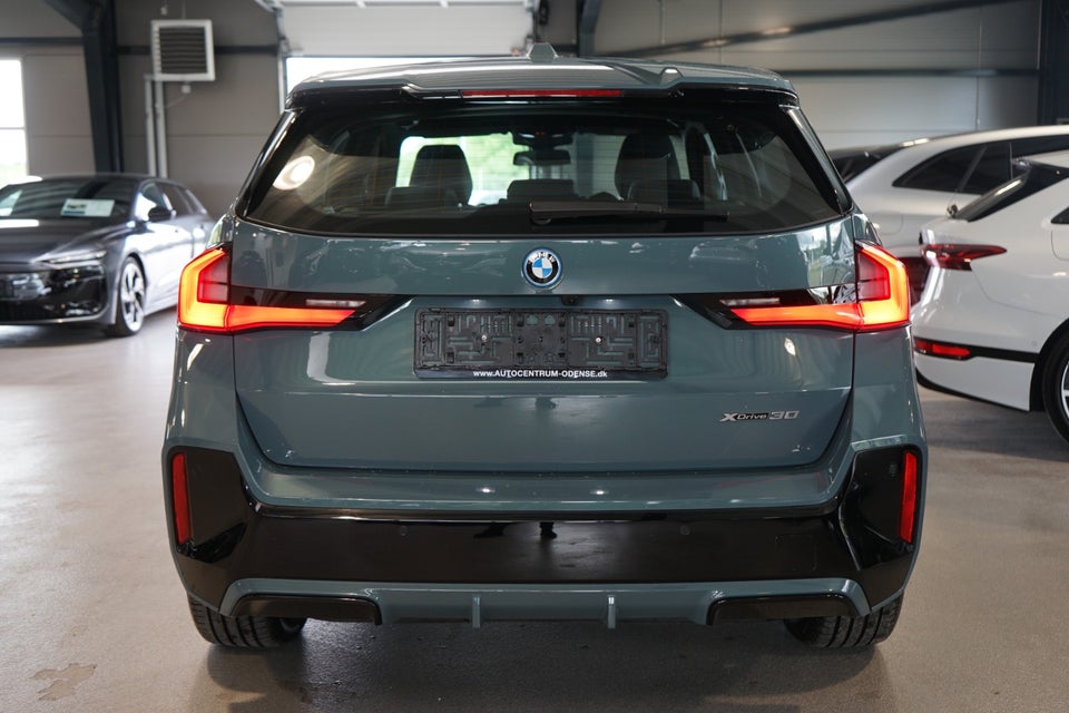 BMW iX1 xDrive30 M-Sport 5d