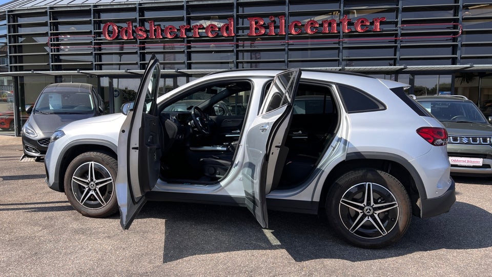 Mercedes EQA250 AMG Line 5d