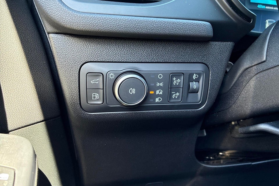 Ford Kuga 2,5 PHEV ST-Line X CVT 5d