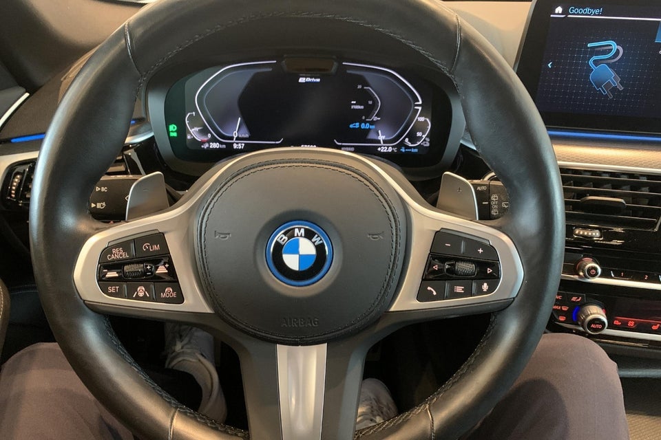 BMW 530e 2,0 Touring M-Sport aut. 5d