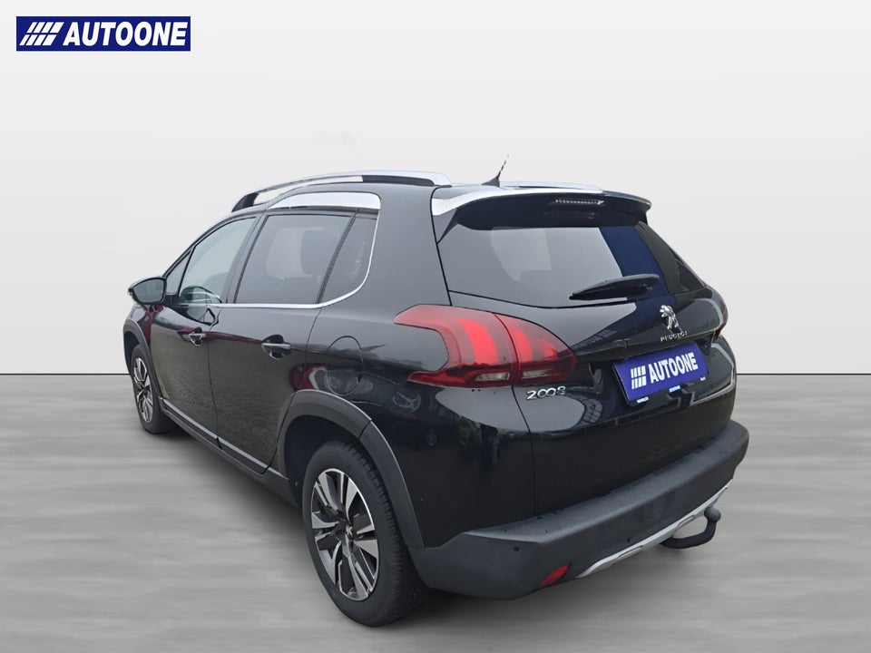 Peugeot 2008 1,2 e-THP 110 Allure Sky 5d