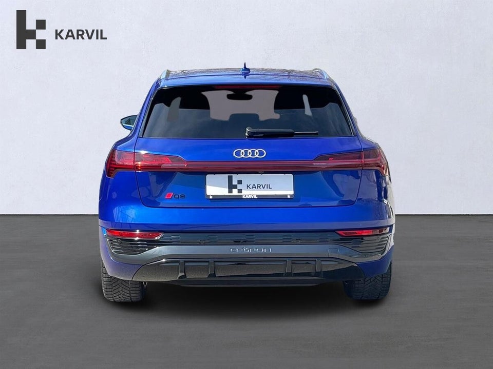 Audi Q8 e-tron 55 S-line quattro 5d
