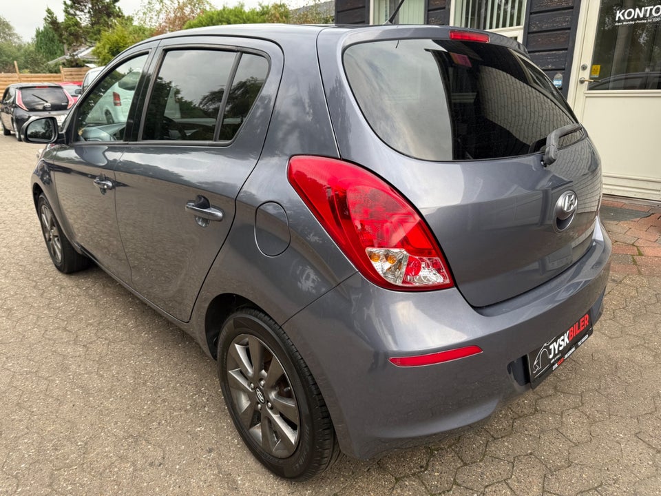 Hyundai i20 1,25 Classic XTR 5d