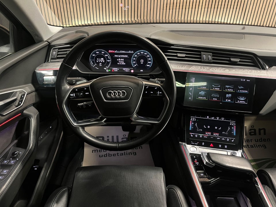 Audi e-tron 55 Advanced quattro 5d