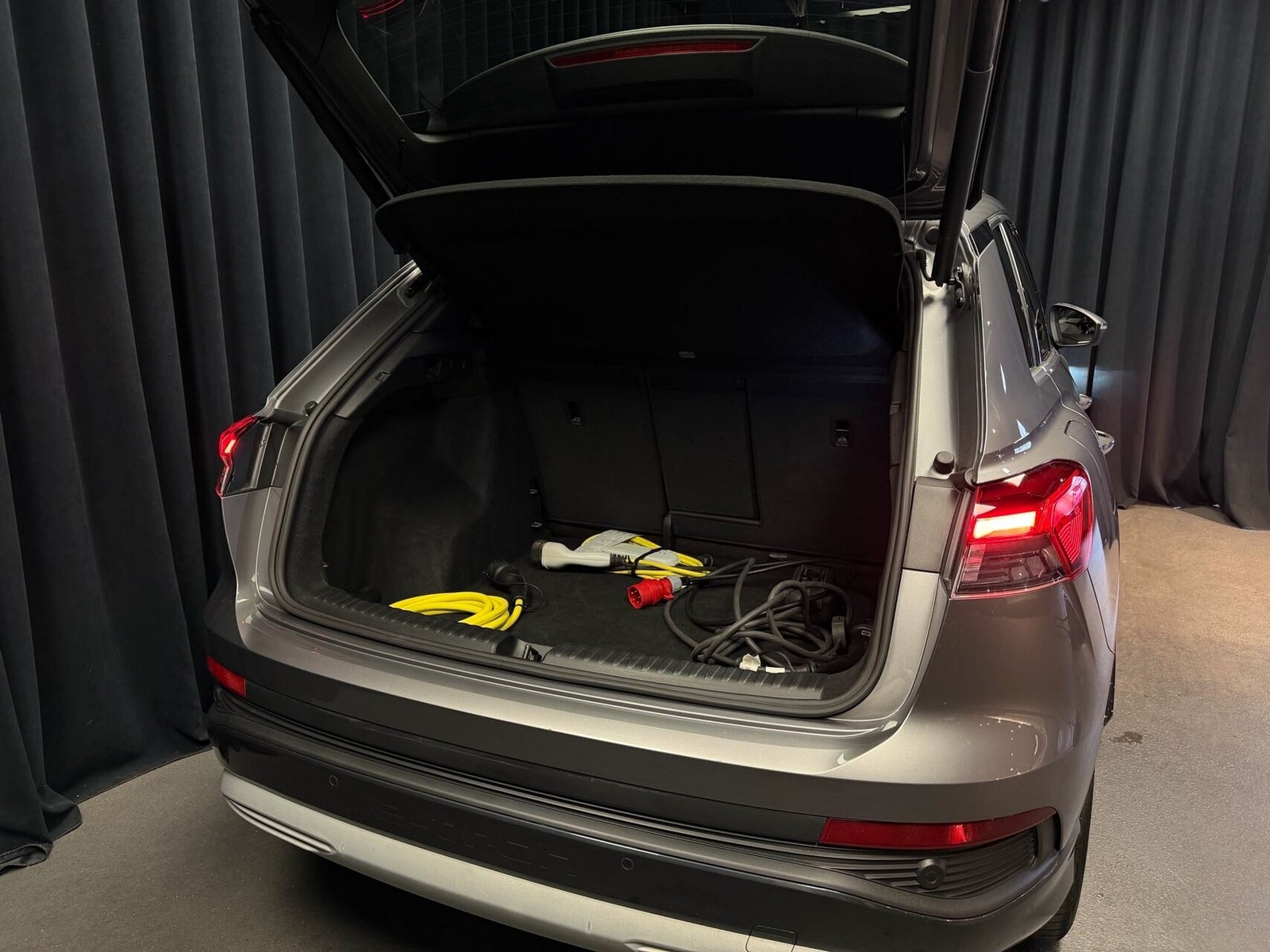 Audi Q4 e-tron 45 Advanced 5d