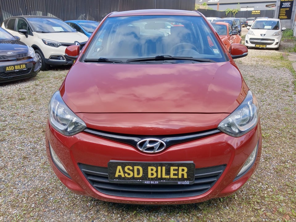 Hyundai i20 1,25 Comfort 5d