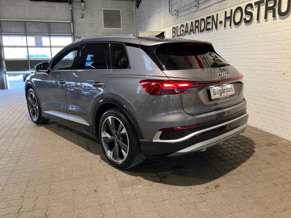 Audi Q4 e-tron 40 S-line 5d