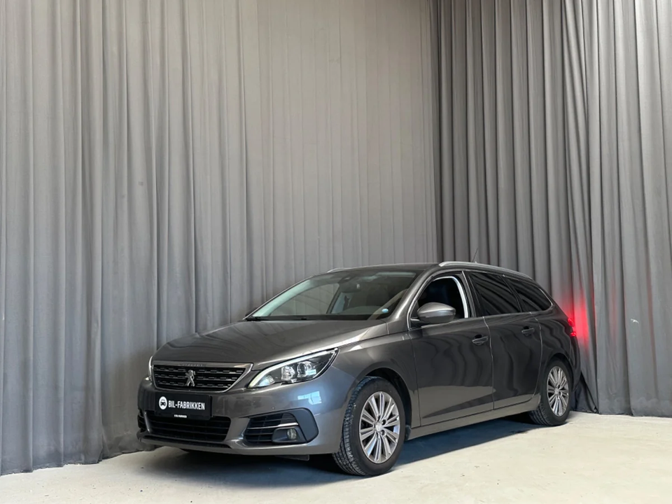 Peugeot 308 1,6 BlueHDi 120 Selection Sky SW 5d