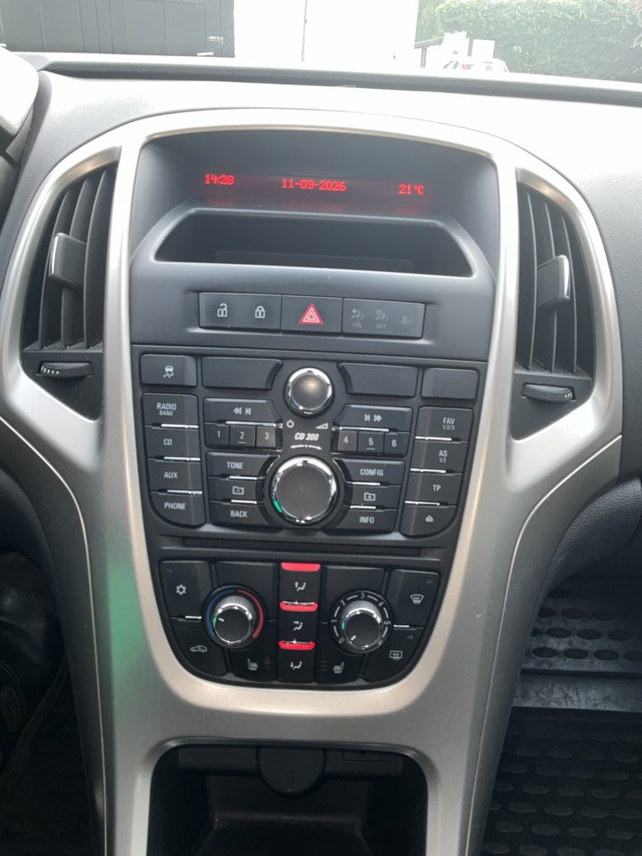 Opel Astra 1,4 100 Essentia Sports Tourer 5d