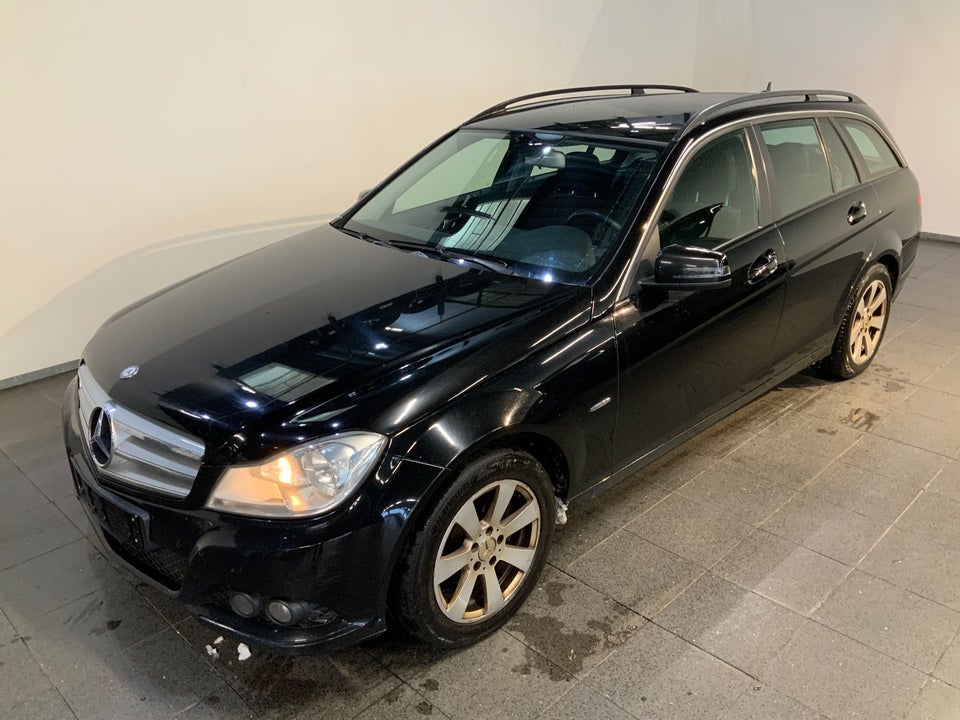 Mercedes C200 2,2 CDi stc. BE 5d