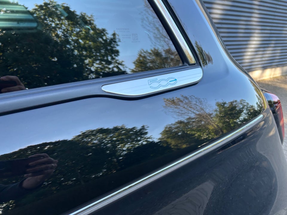 Fiat 500e 42 Icon 3d