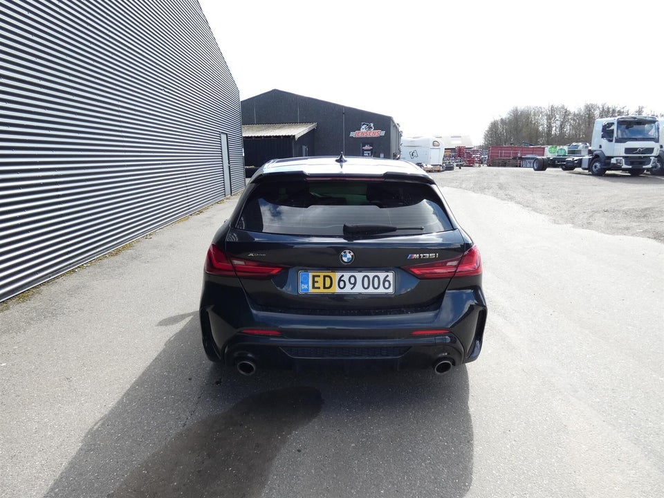BMW M135i 2,0 Connected xDrive aut. Van 5d