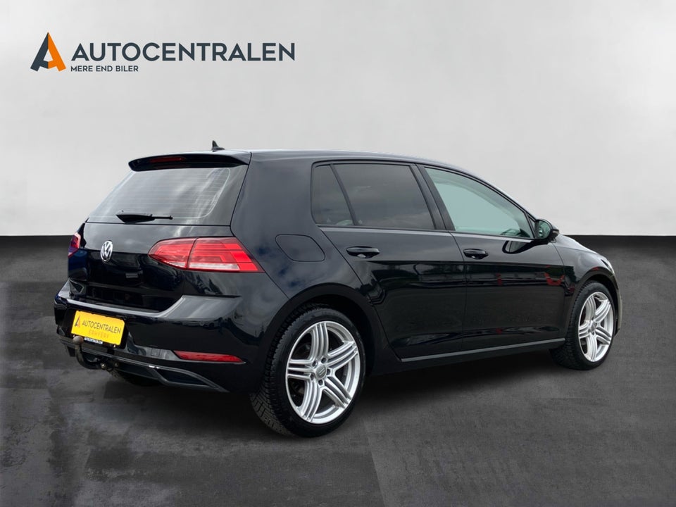 VW Golf VII 1,6 TDi 115 Comfortline Van 5d