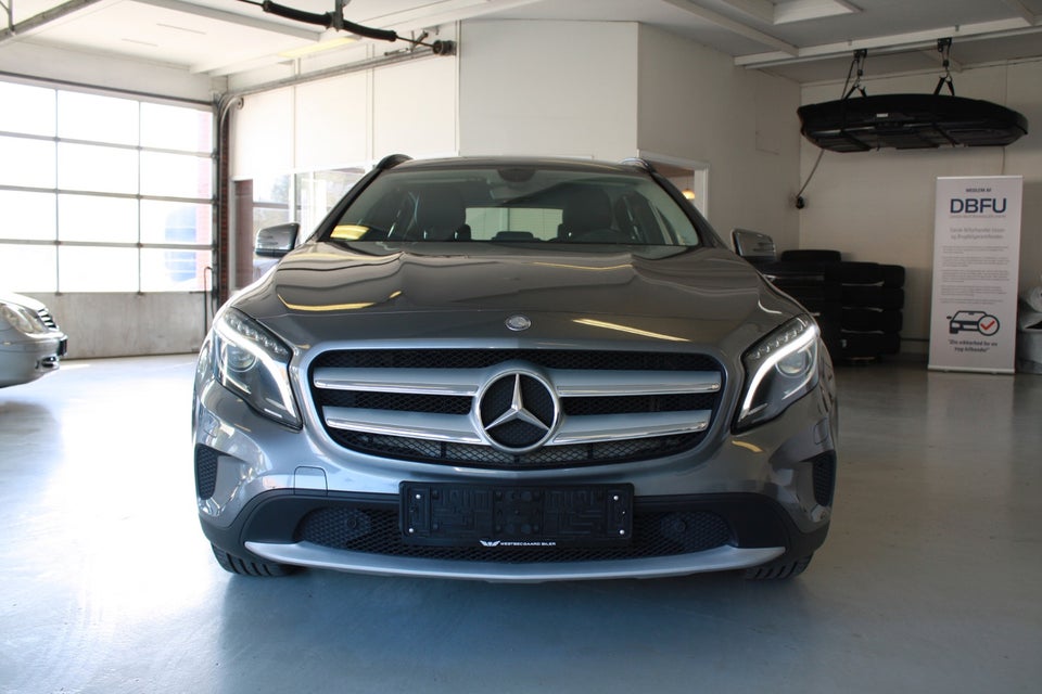 Mercedes GLA200 1,6 aut. 5d