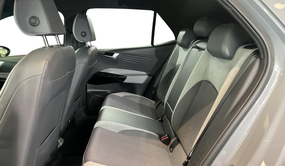 VW ID.3 58 Pro Performance Family 5d