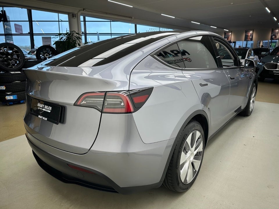 Tesla Model Y RWD 5d