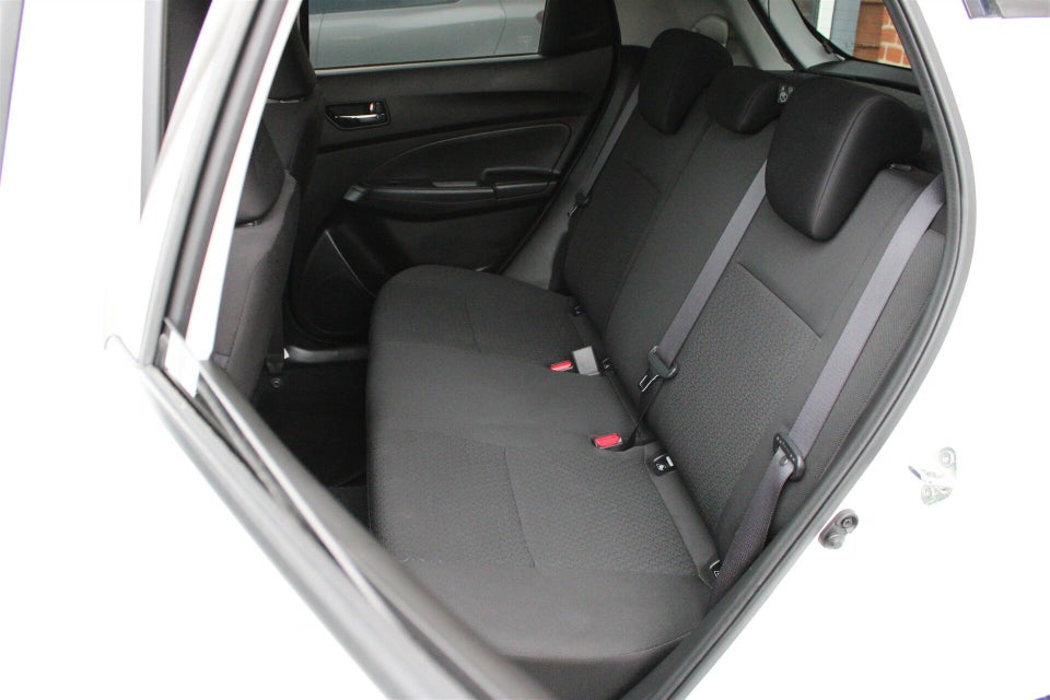 Suzuki Swift 1,2 mHybrid Exclusive 5d