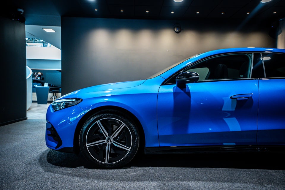 Mercedes CLA250+ electric AMG Premium 4d