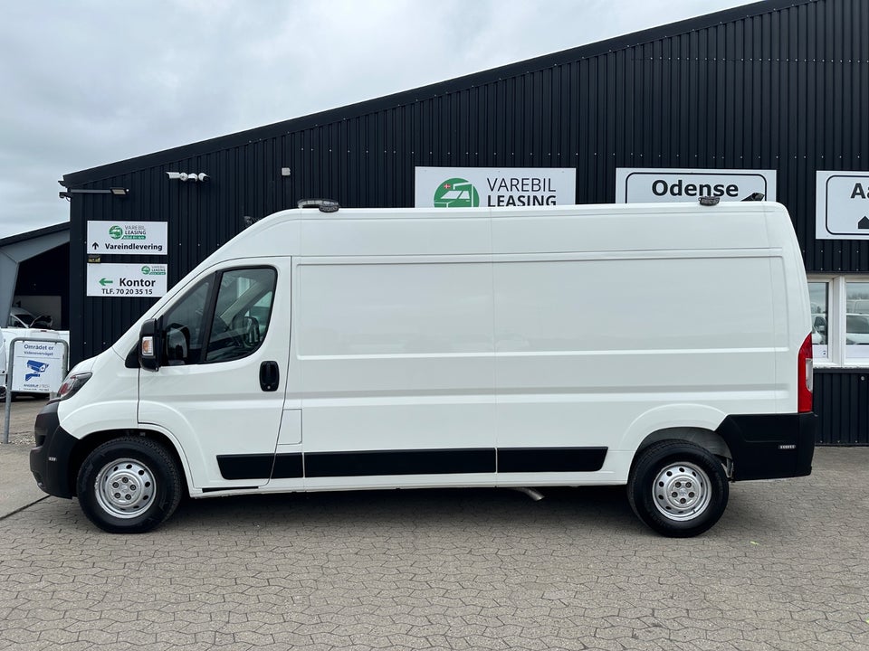 Peugeot Boxer 335 2,2 BlueHDi 165 L3H2 Premium