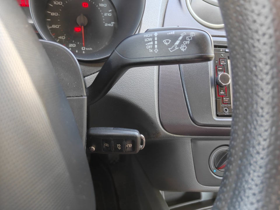 Seat Ibiza 1,2 TDi 75 Reference SC 3d