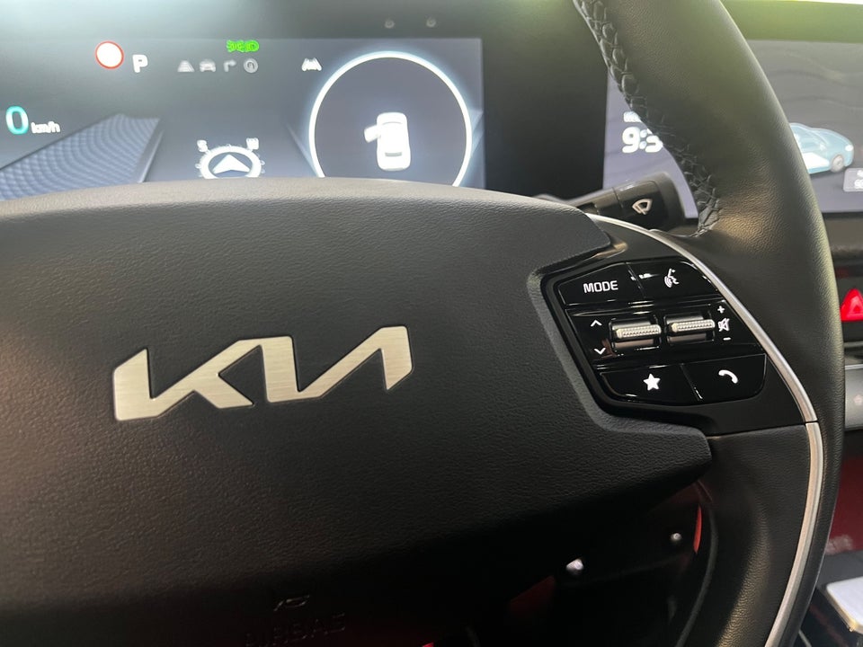 Kia EV6 77 Long Range Access 5d