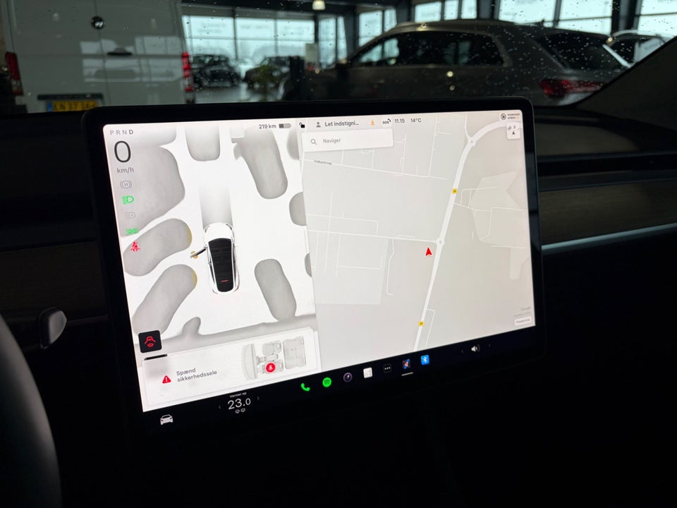Tesla Model Y Long Range AWD 5d
