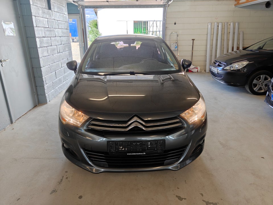 Citroën C4 1,4 VTi Attraction 5d