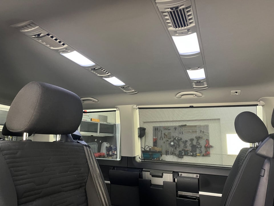 VW Multivan 2,0 TDi 199 Comfortline DSG kort