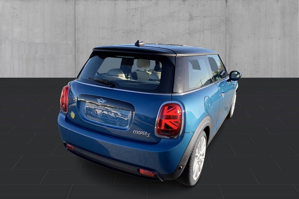 MINI Cooper SE Younique Trim 3d