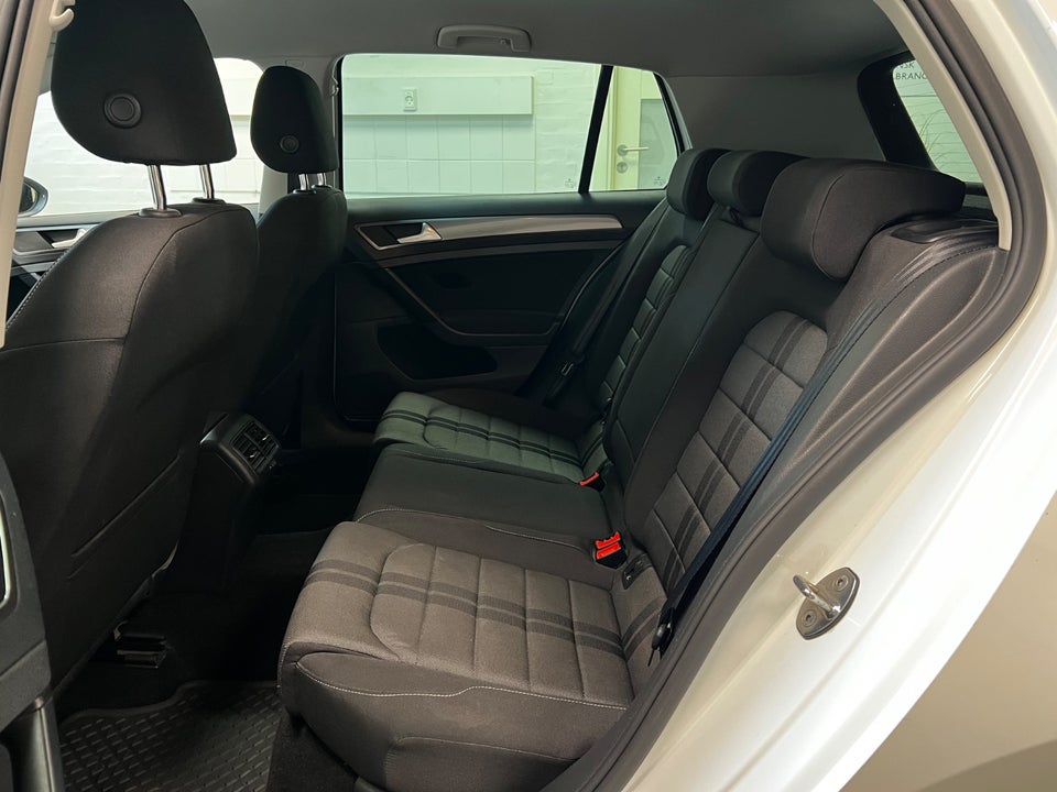 VW Golf VII 1,0 TSi 115 Edition 40 BM 5d