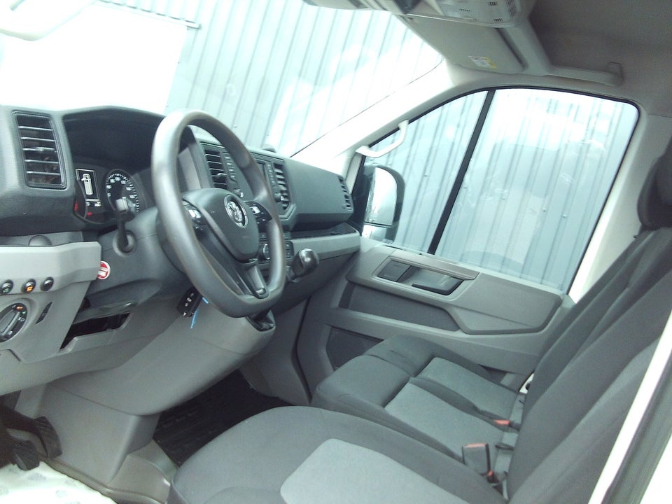 VW Crafter 35 2,0 TDi 177 Kassevogn L3H3