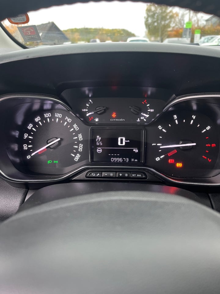 Citroën C3 Aircross 1,6 BlueHDi 100 Shine 5d