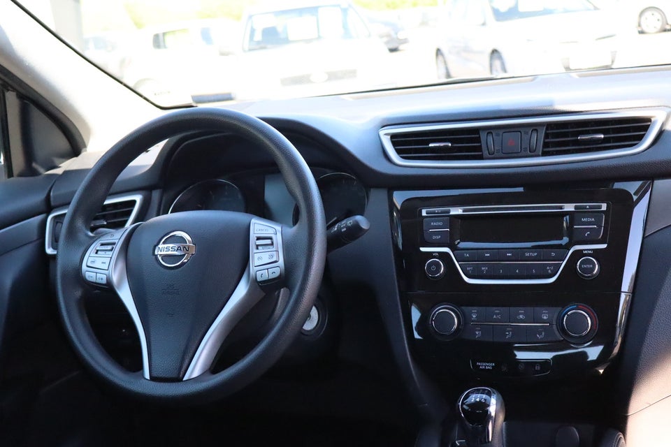 Nissan Qashqai 1,2 Dig-T 115 Tekna 5d