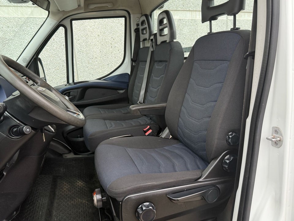 Iveco Daily 2,3 35S16 4100mm Lad 2d