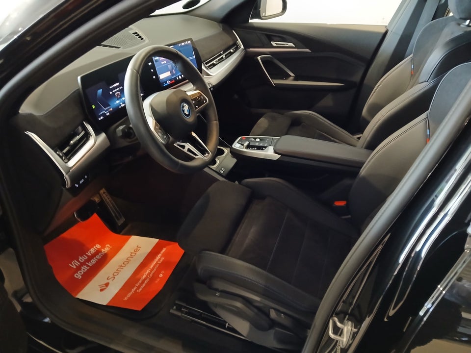 BMW iX2 eDrive20 M-Sport 5d