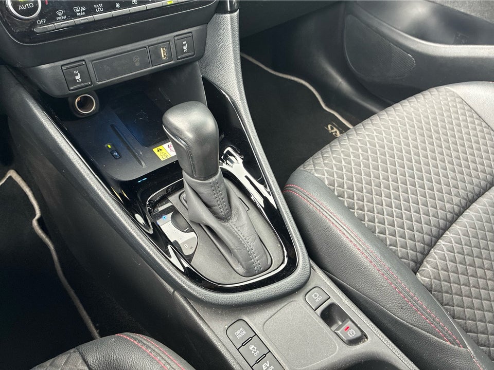 Toyota Yaris 1,5 Hybrid H3 Premier Edition e-CVT 5d