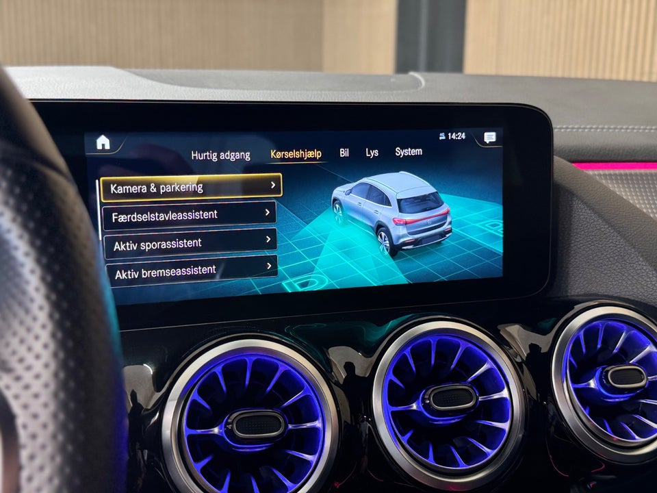 Mercedes EQA350 AMG Line 4Matic 5d