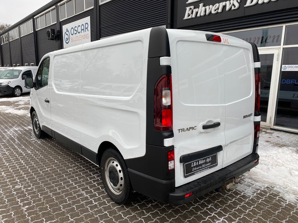 Renault Trafic T29 2,0 dCi 120 L2H1
