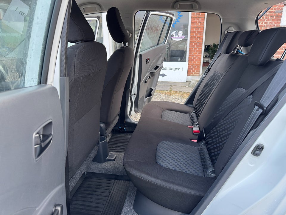 Suzuki Celerio 1,0 Dualjet Club 5d