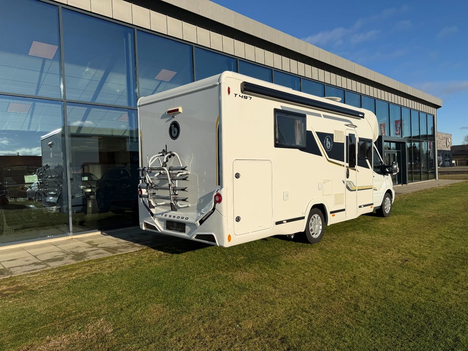 Ford Benimar 2,0 Tessoro 497 3d